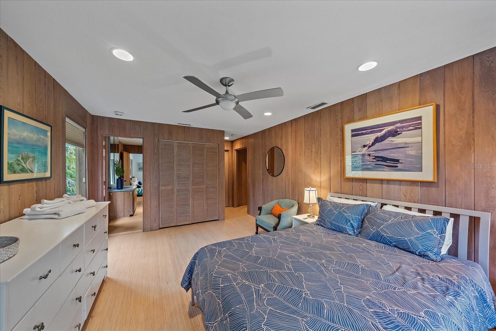 Image 53 of 81 For 3348 Old Oak Drive