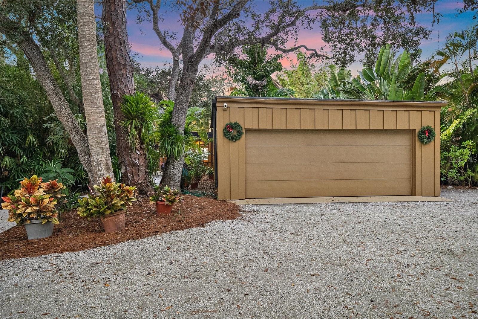 Image 78 of 81 For 3348 Old Oak Drive