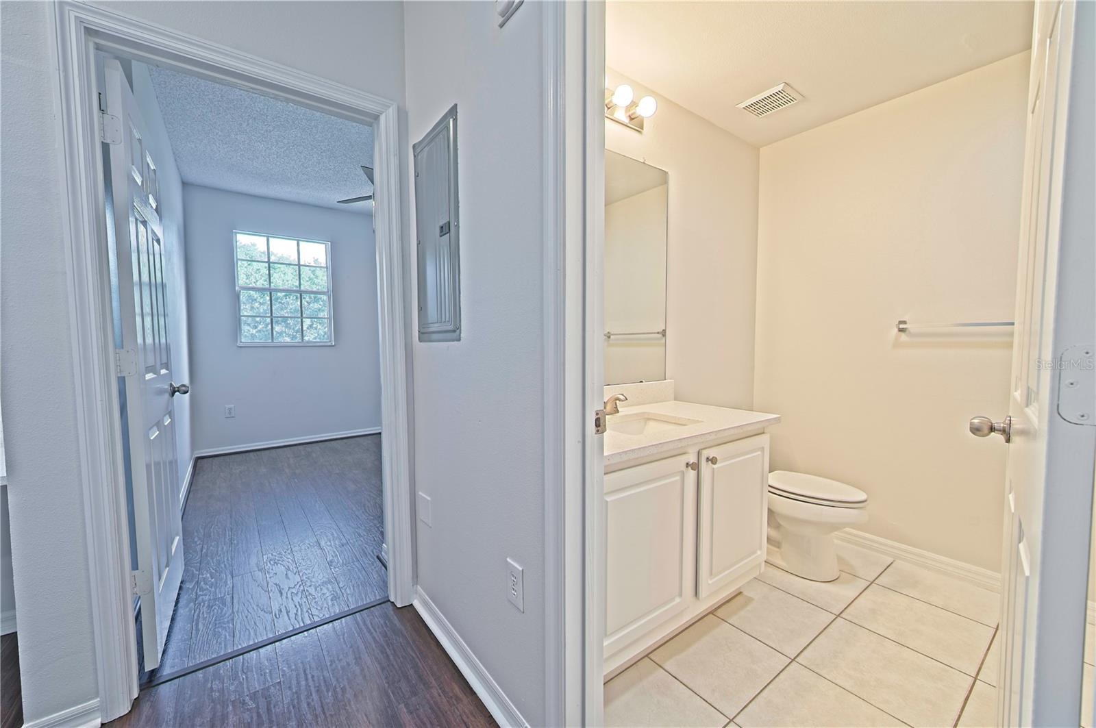 Image 25 of 34 For 5701 Bentgrass Drive 18-206