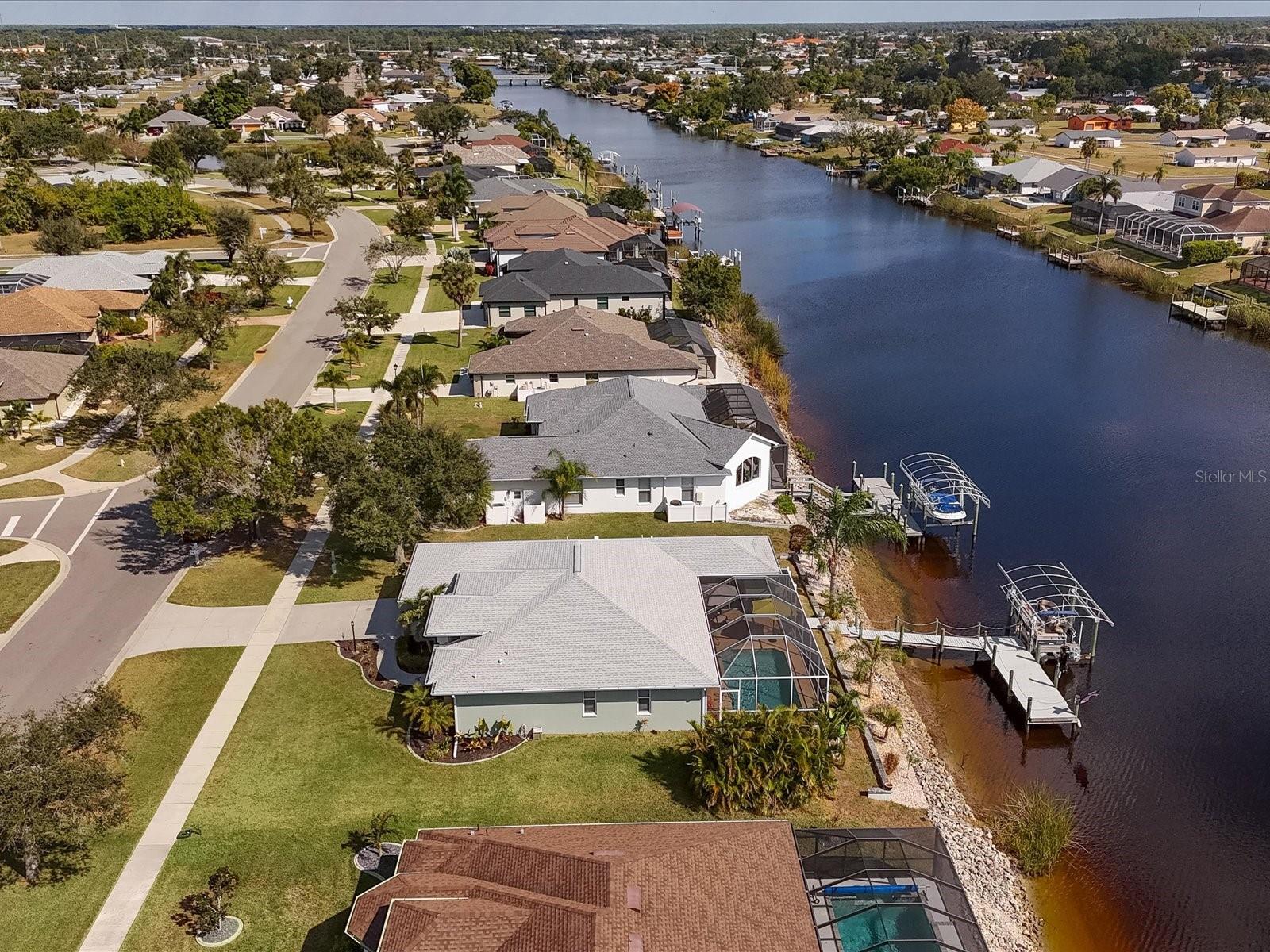 Image 4 of 60 For 6900 Pan American Boulevard