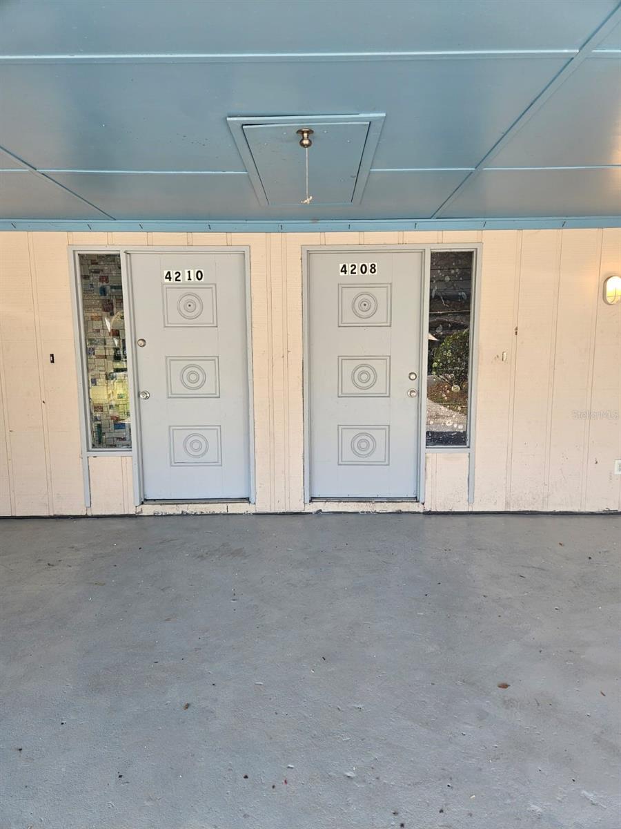 Image 4 of 20 For 4210 8th Street Court E