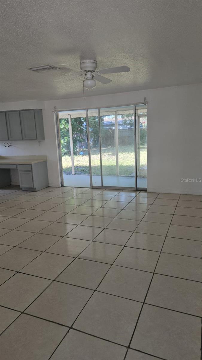 Image 9 of 20 For 4210 8th Street Court E