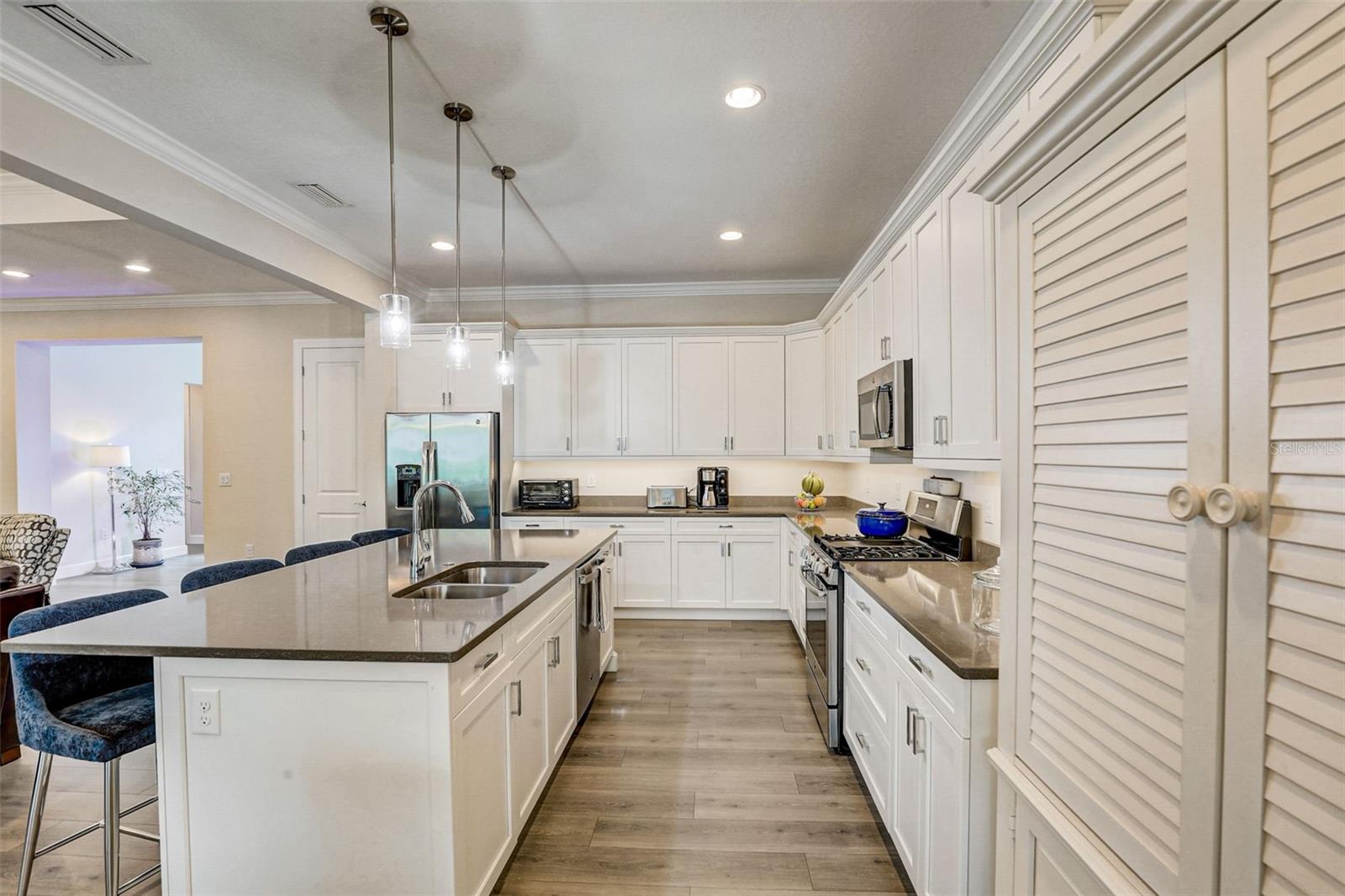 Image 12 of 48 For 7725 Sandhill Lake Drive