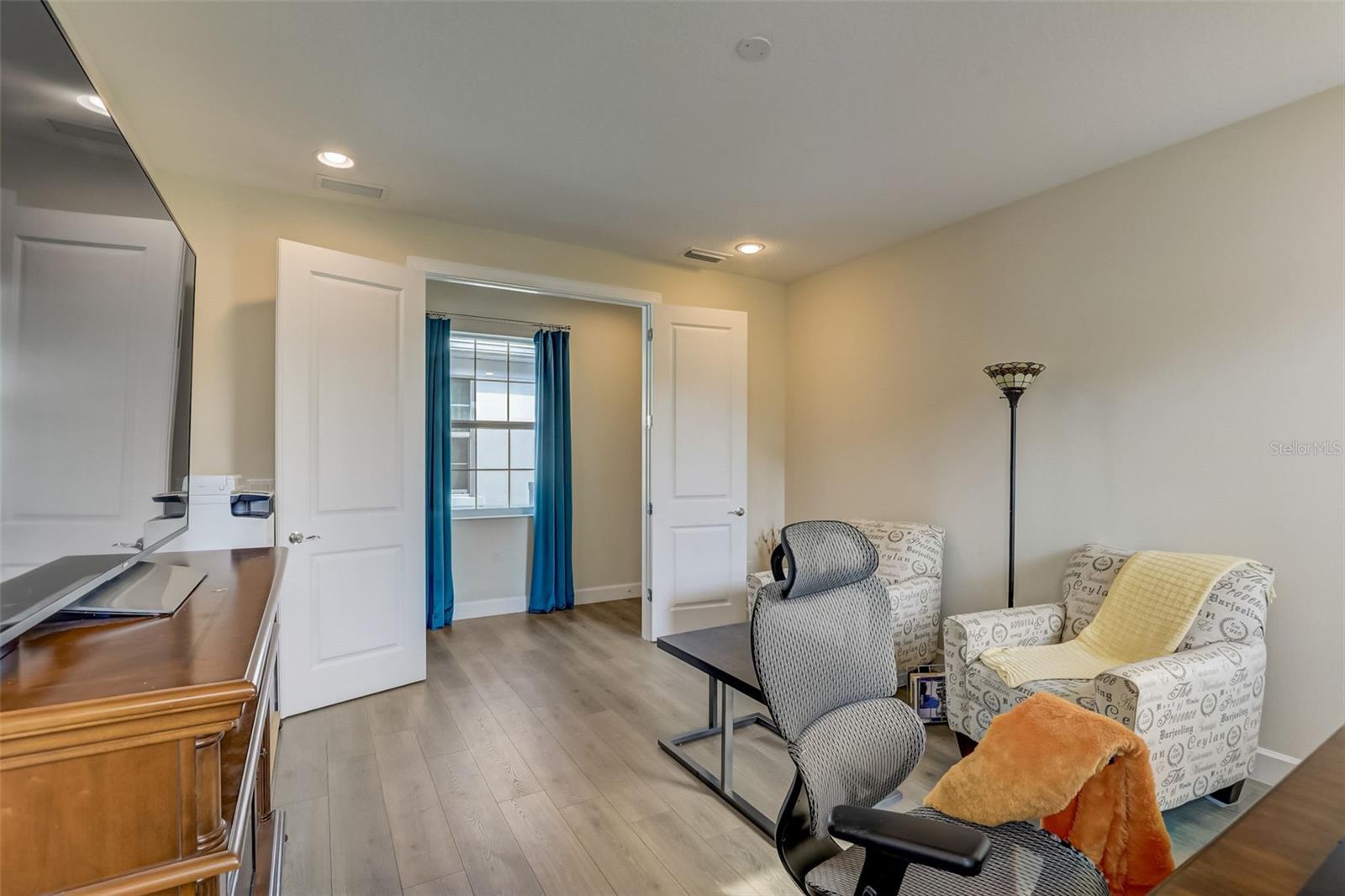 Image 30 of 48 For 7725 Sandhill Lake Drive