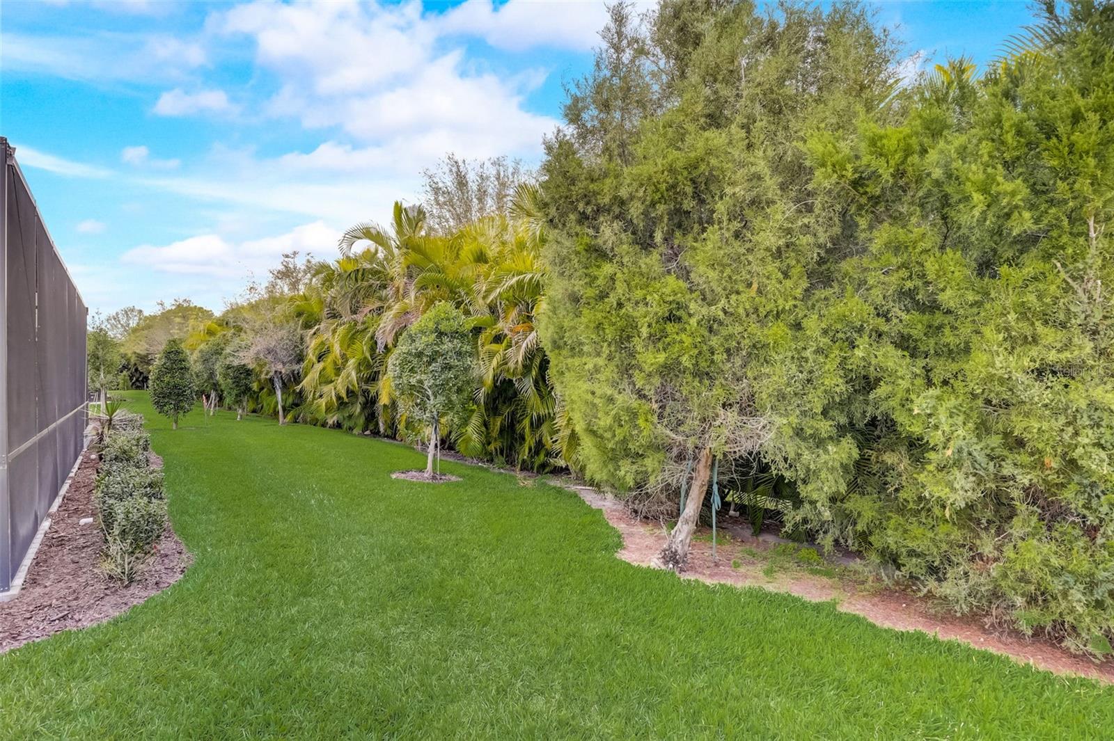 Image 38 of 48 For 7725 Sandhill Lake Drive