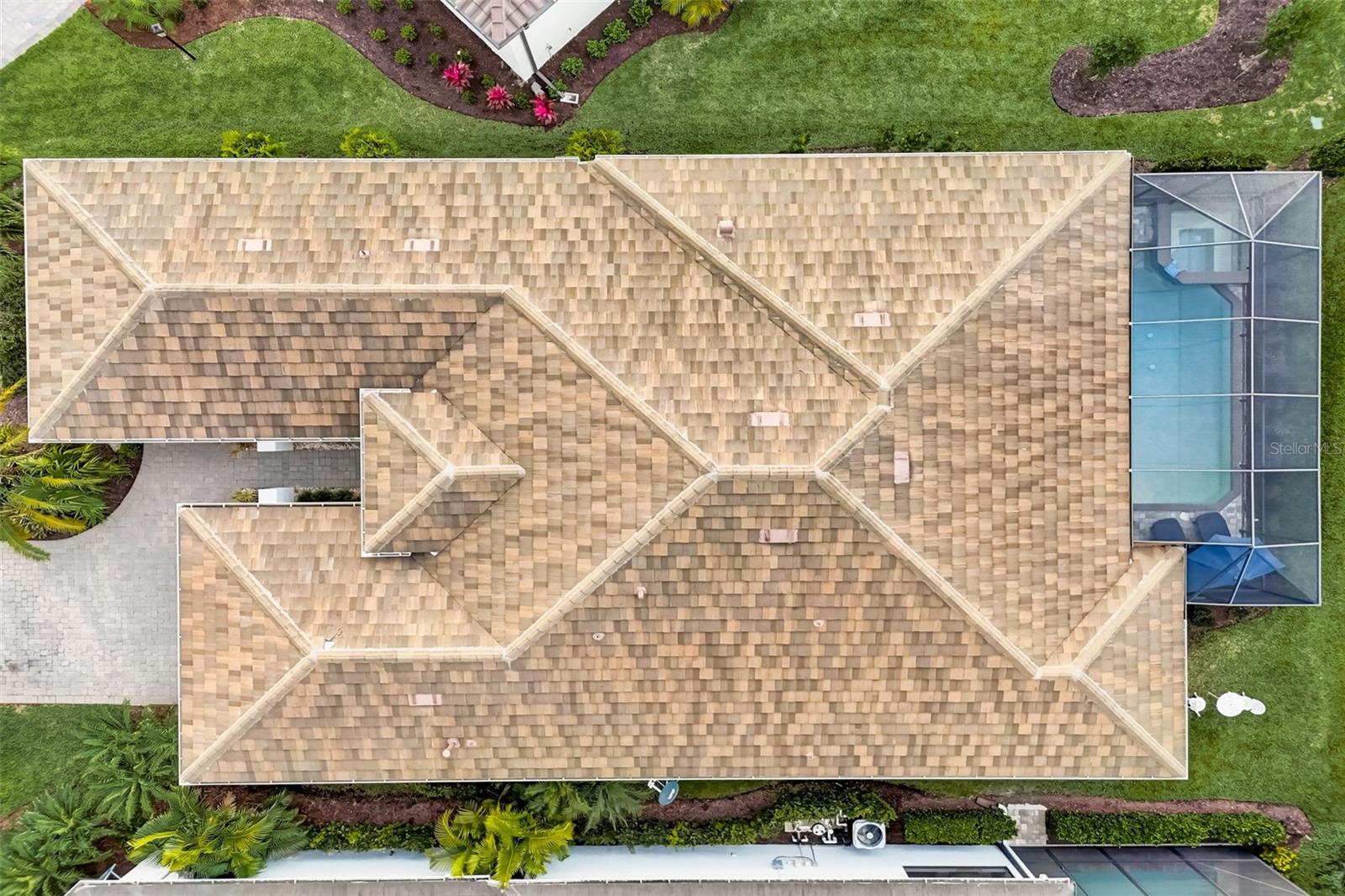 Image 39 of 48 For 7725 Sandhill Lake Drive