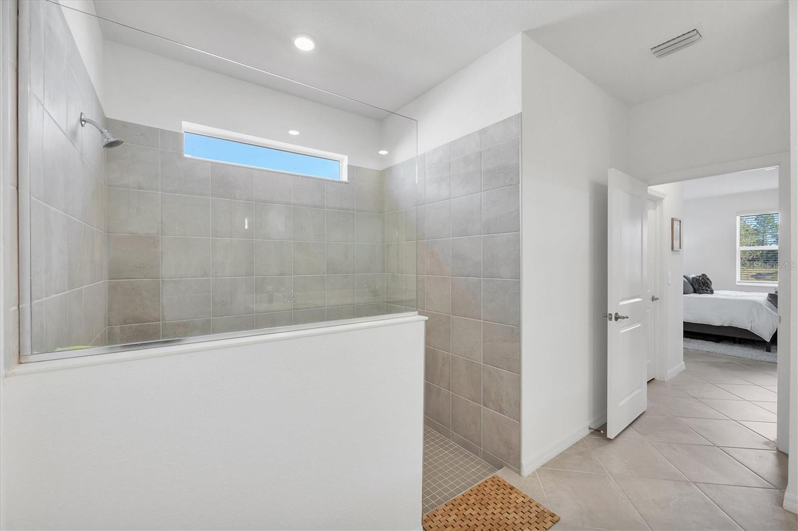 Image 23 of 61 For 11314 Pinot Drive