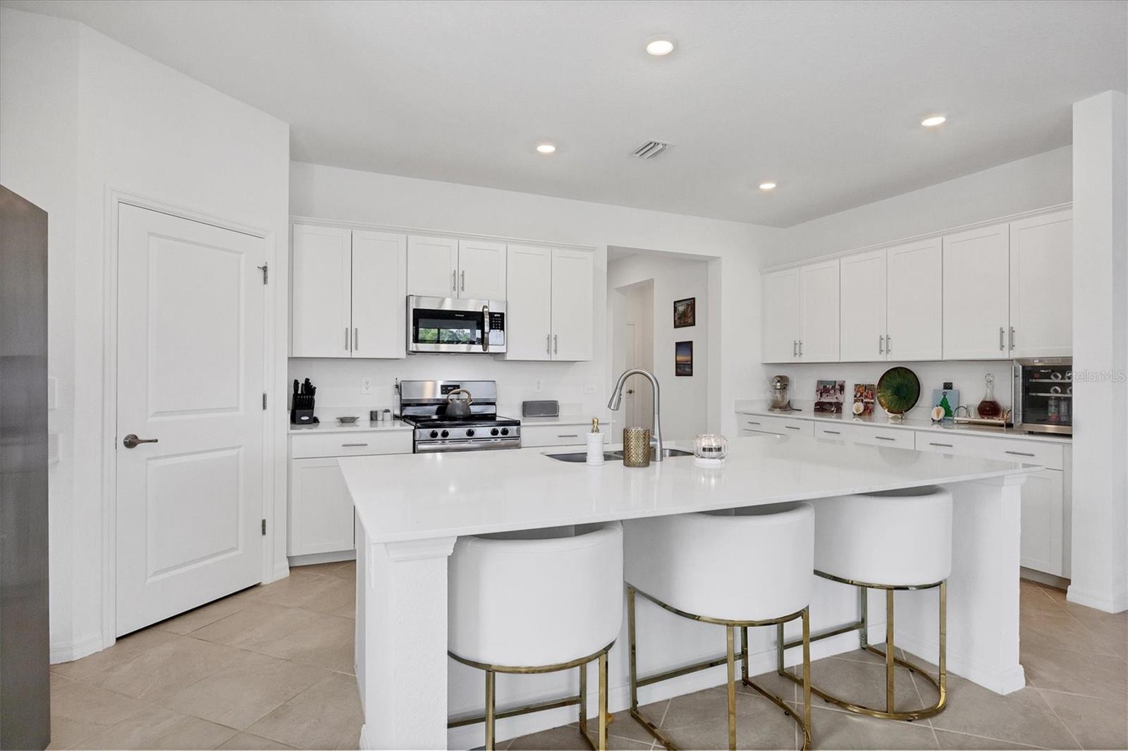 Image 5 of 61 For 11314 Pinot Drive