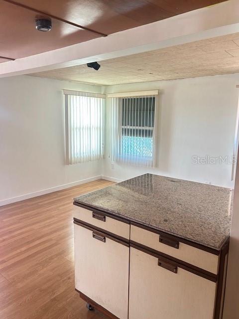 Image 3 of 10 For 1017 51st Avenue Drive W