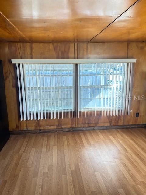 Image 5 of 10 For 1017 51st Avenue Drive W