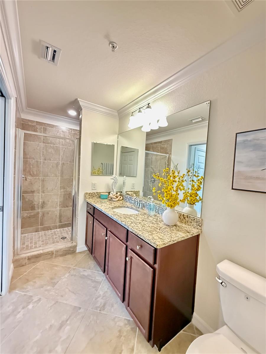 Image 13 of 38 For 17118 Vardon Terrace 304