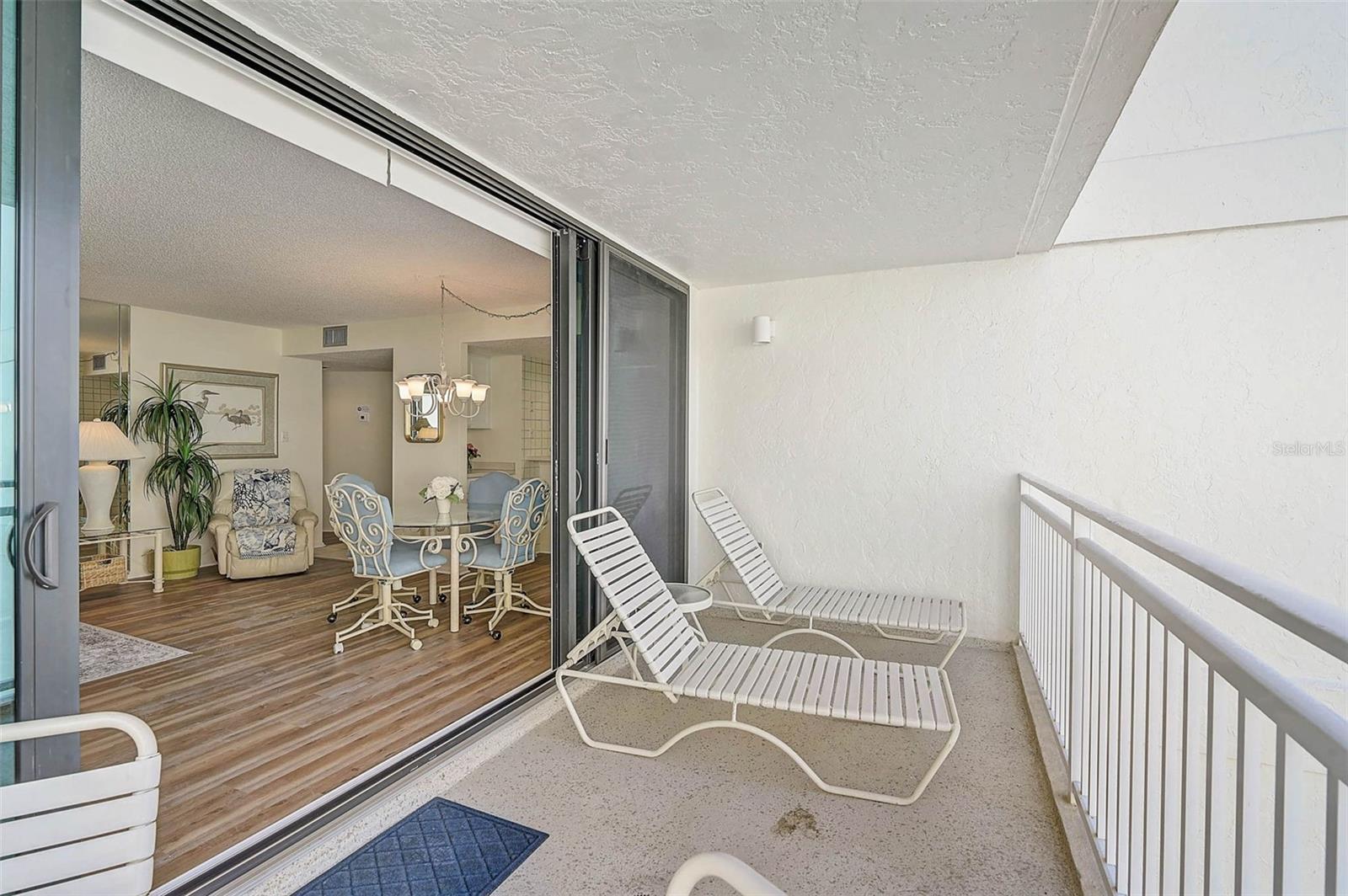 Image 15 of 56 For 6518 Midnight Pass Road 310