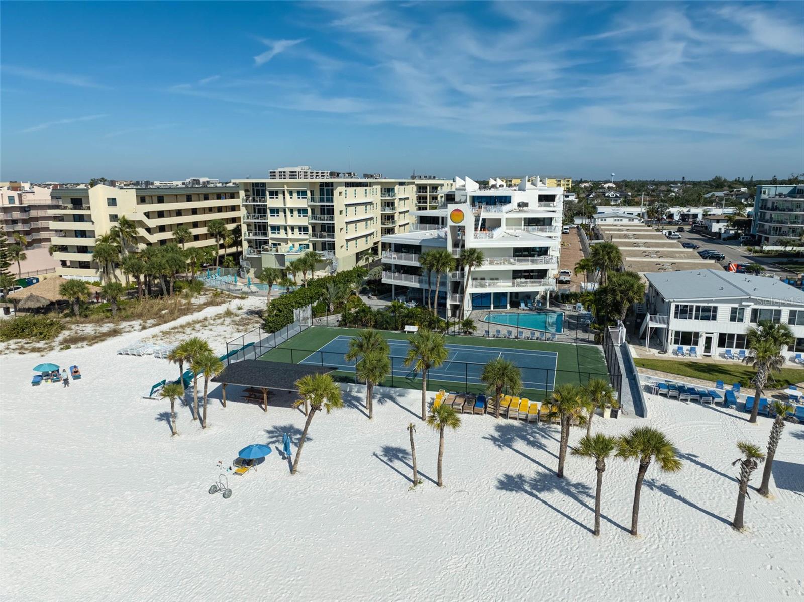 Image 44 of 56 For 6518 Midnight Pass Road 310