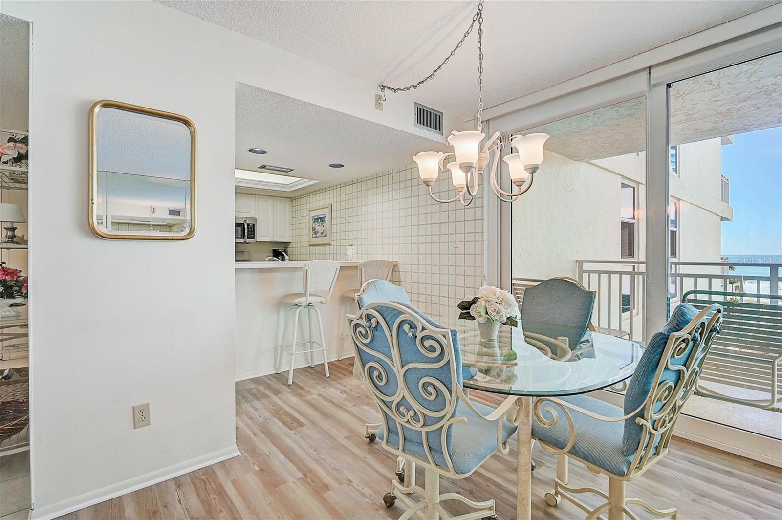 Image 7 of 56 For 6518 Midnight Pass Road 310