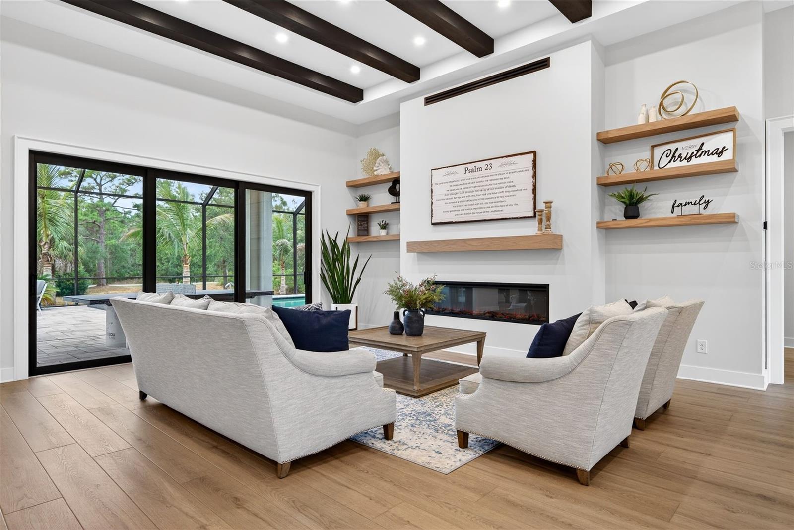 Image 17 of 86 For 279 Farber Street