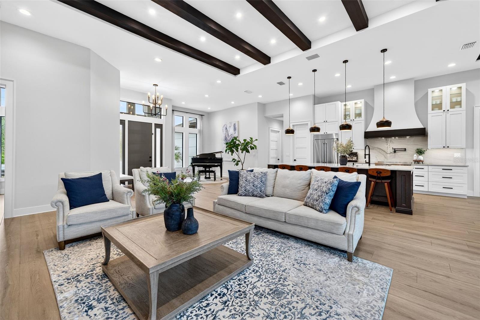 Image 21 of 86 For 279 Farber Street