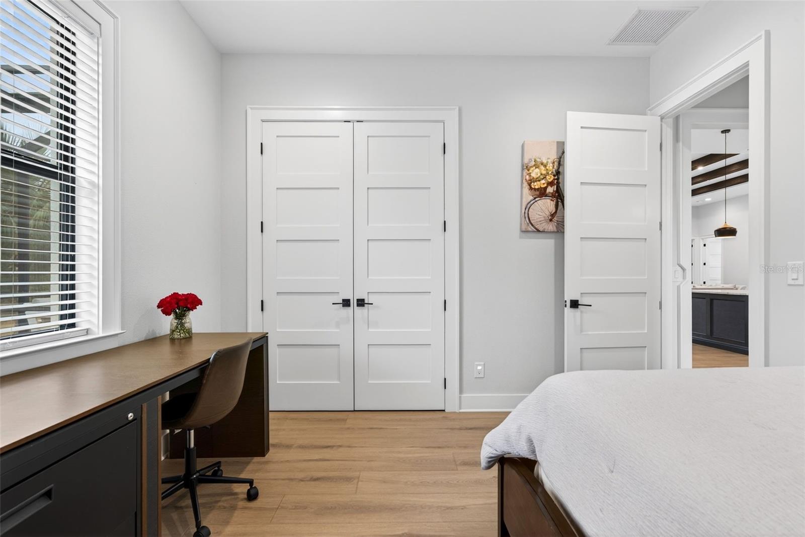 Image 45 of 86 For 279 Farber Street