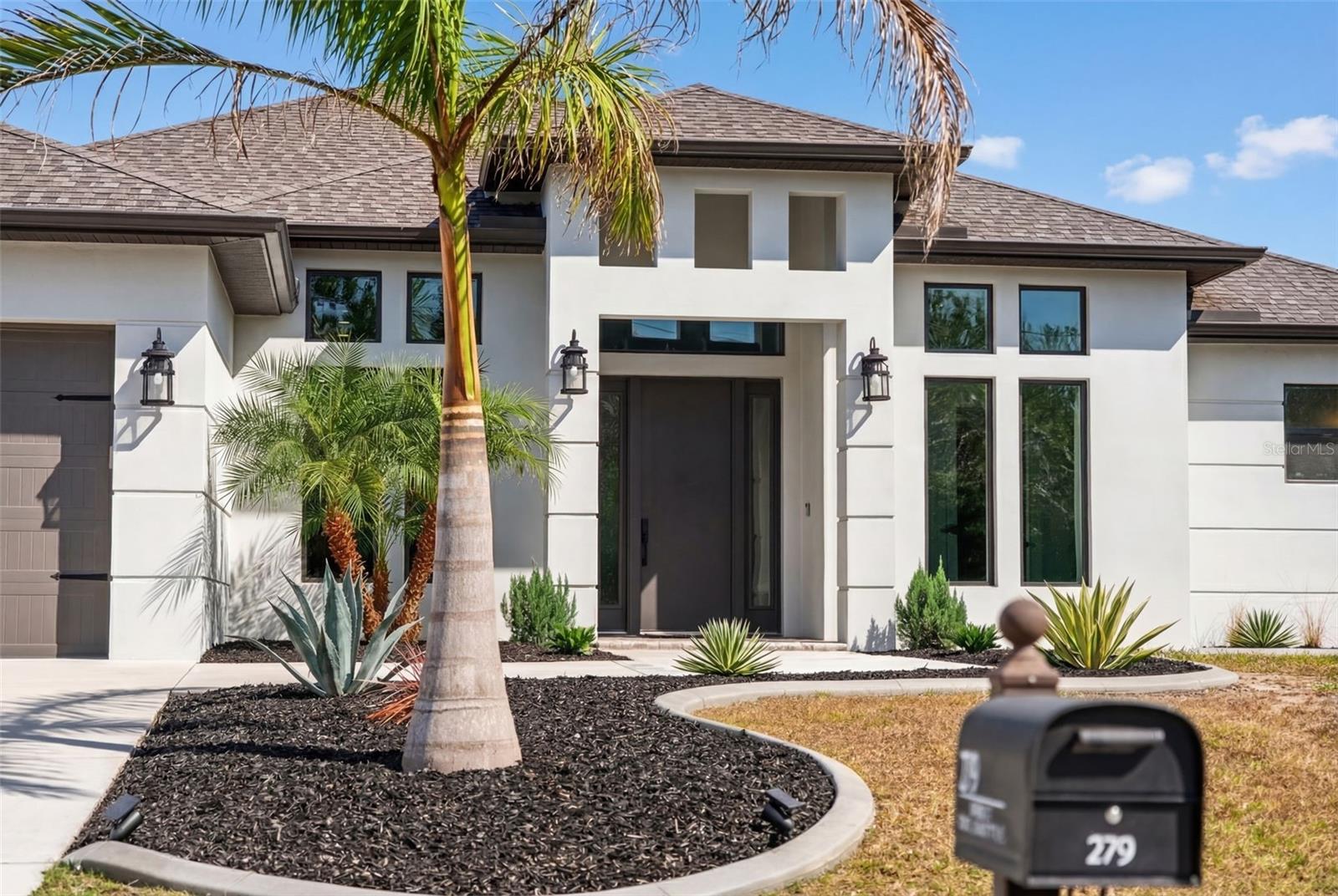 Image 5 of 86 For 279 Farber Street