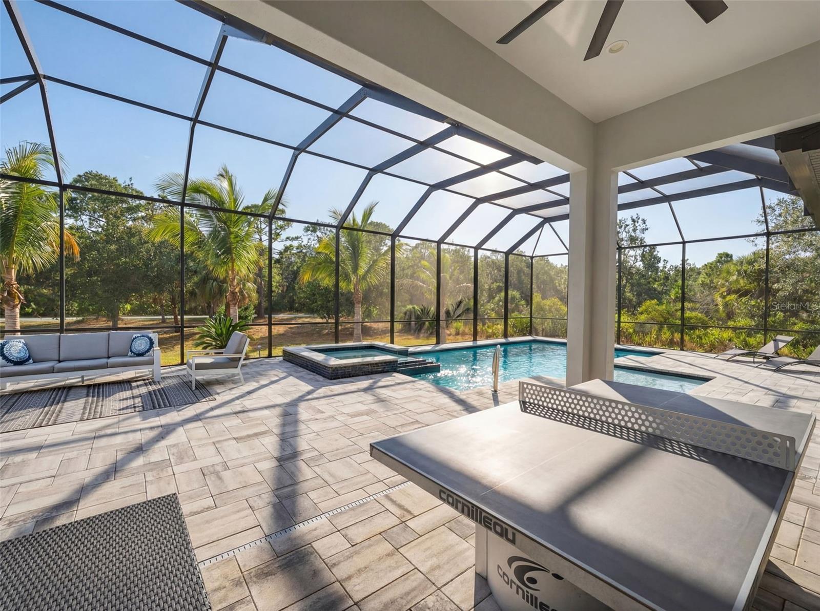 Image 53 of 86 For 279 Farber Street