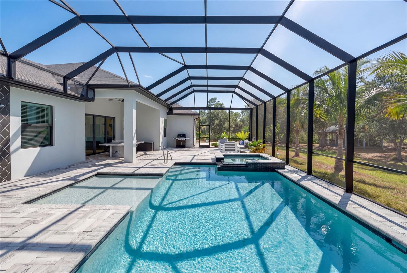 Image 59 of 86 For 279 Farber Street