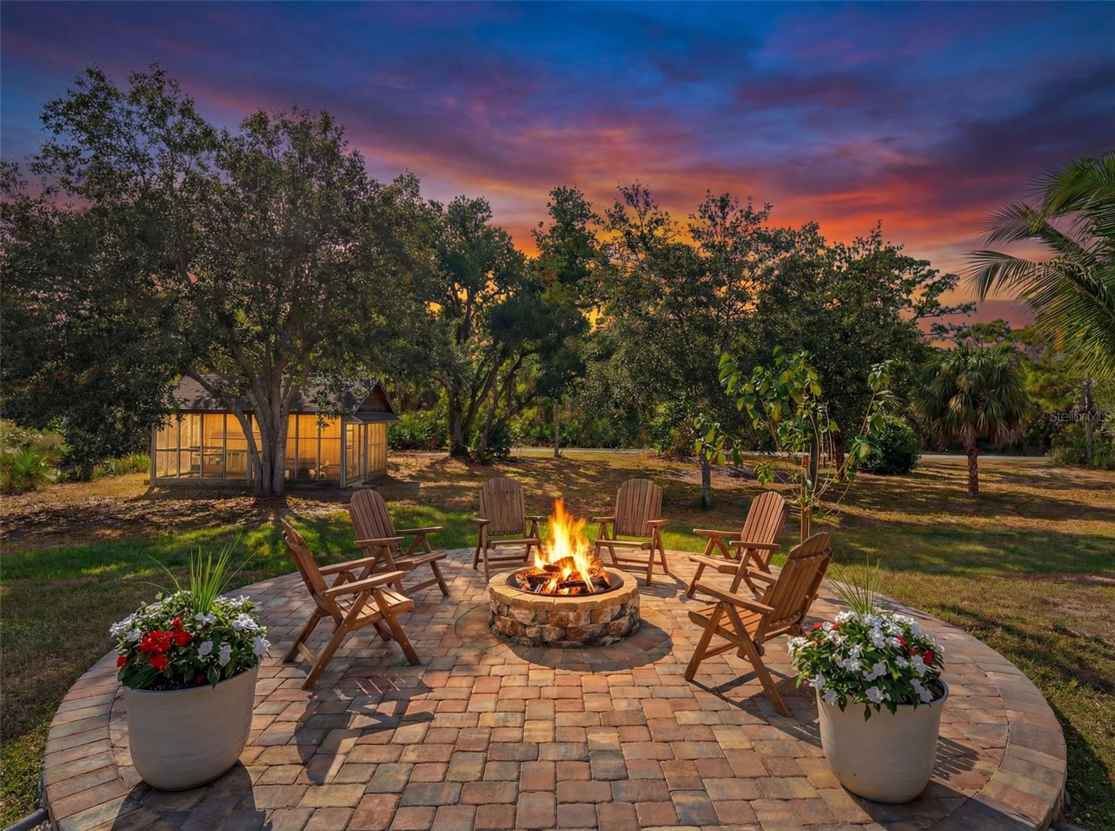 Image 64 of 86 For 279 Farber Street