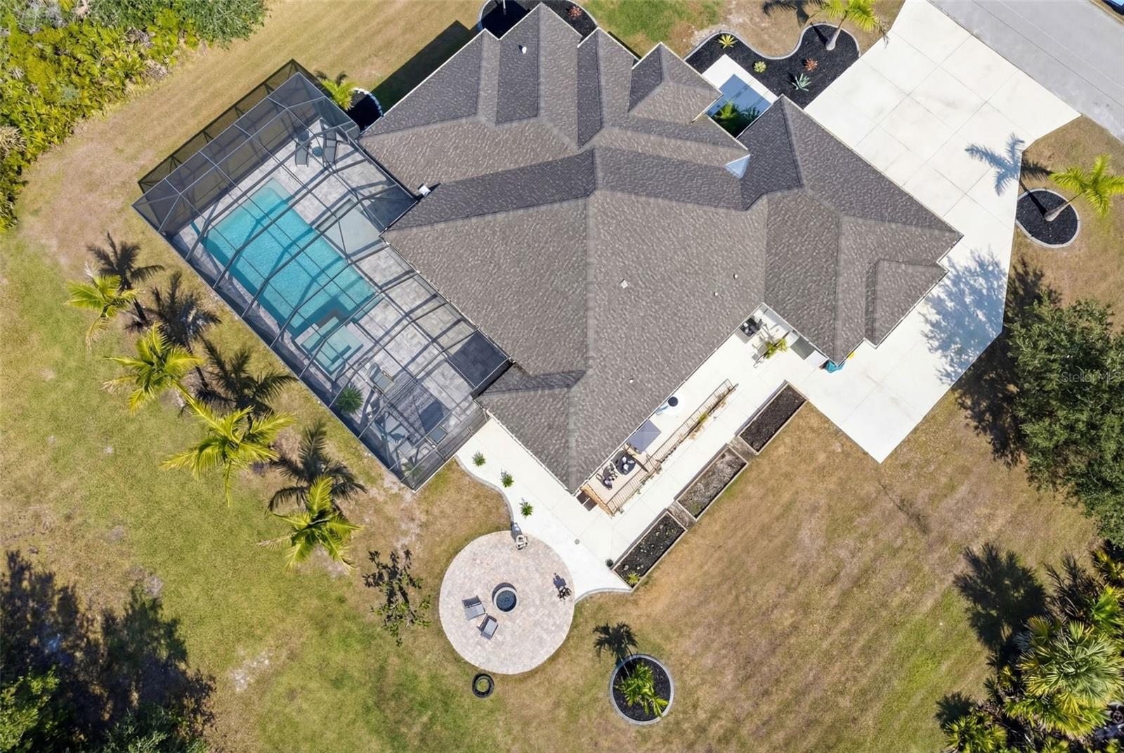 Image 69 of 86 For 279 Farber Street