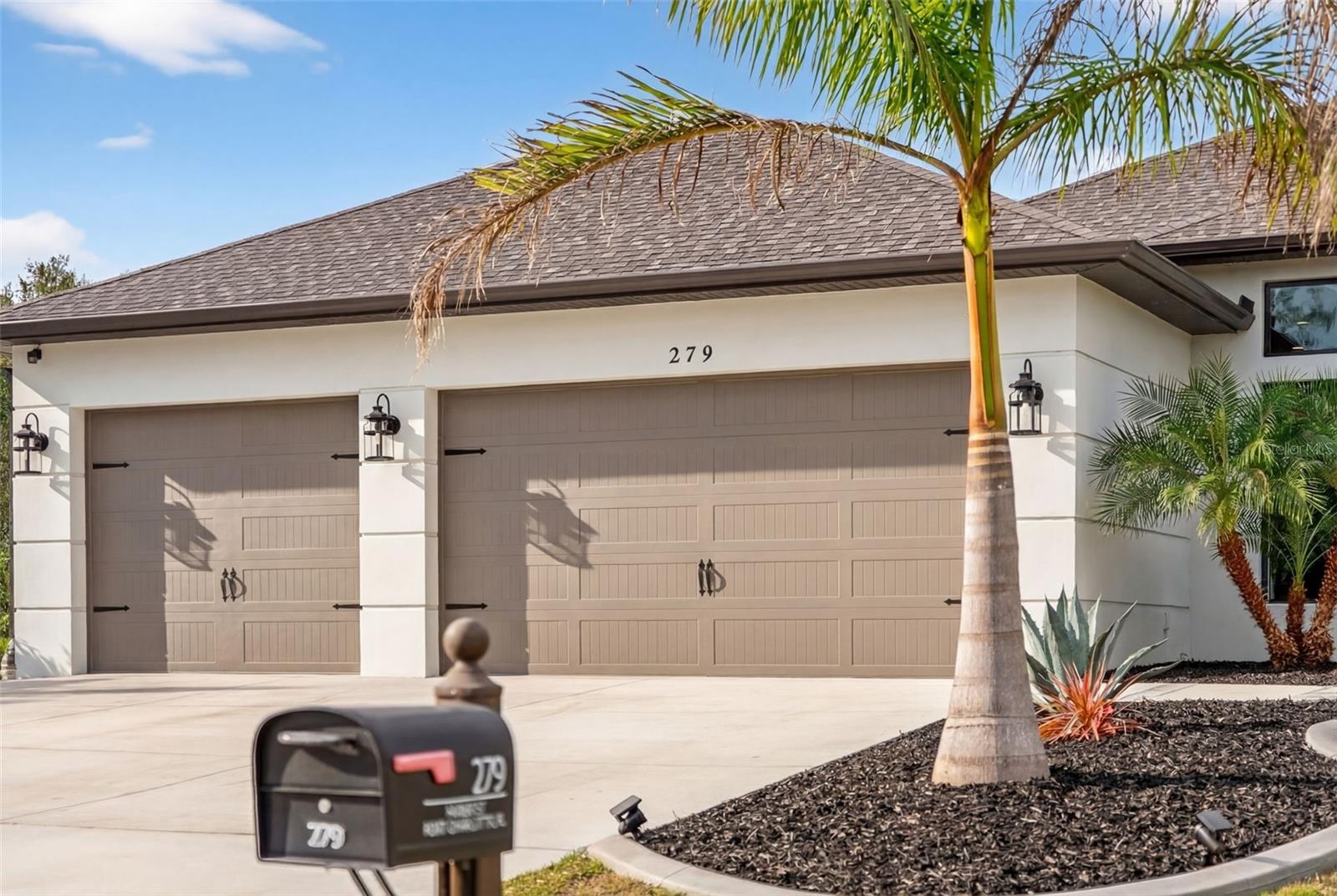 Image 8 of 86 For 279 Farber Street