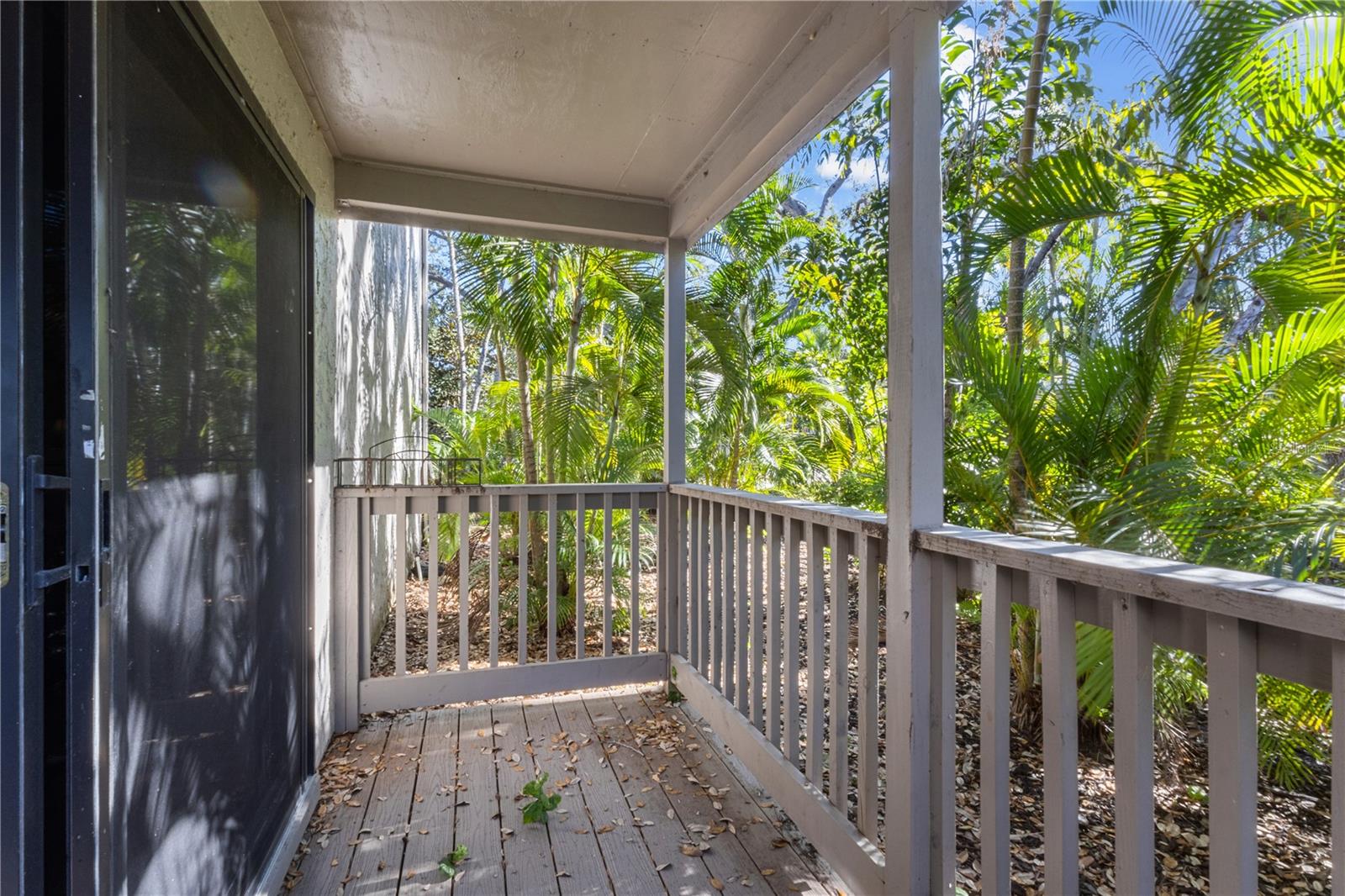 Image 26 of 48 For 1633 Boathouse Circle 131