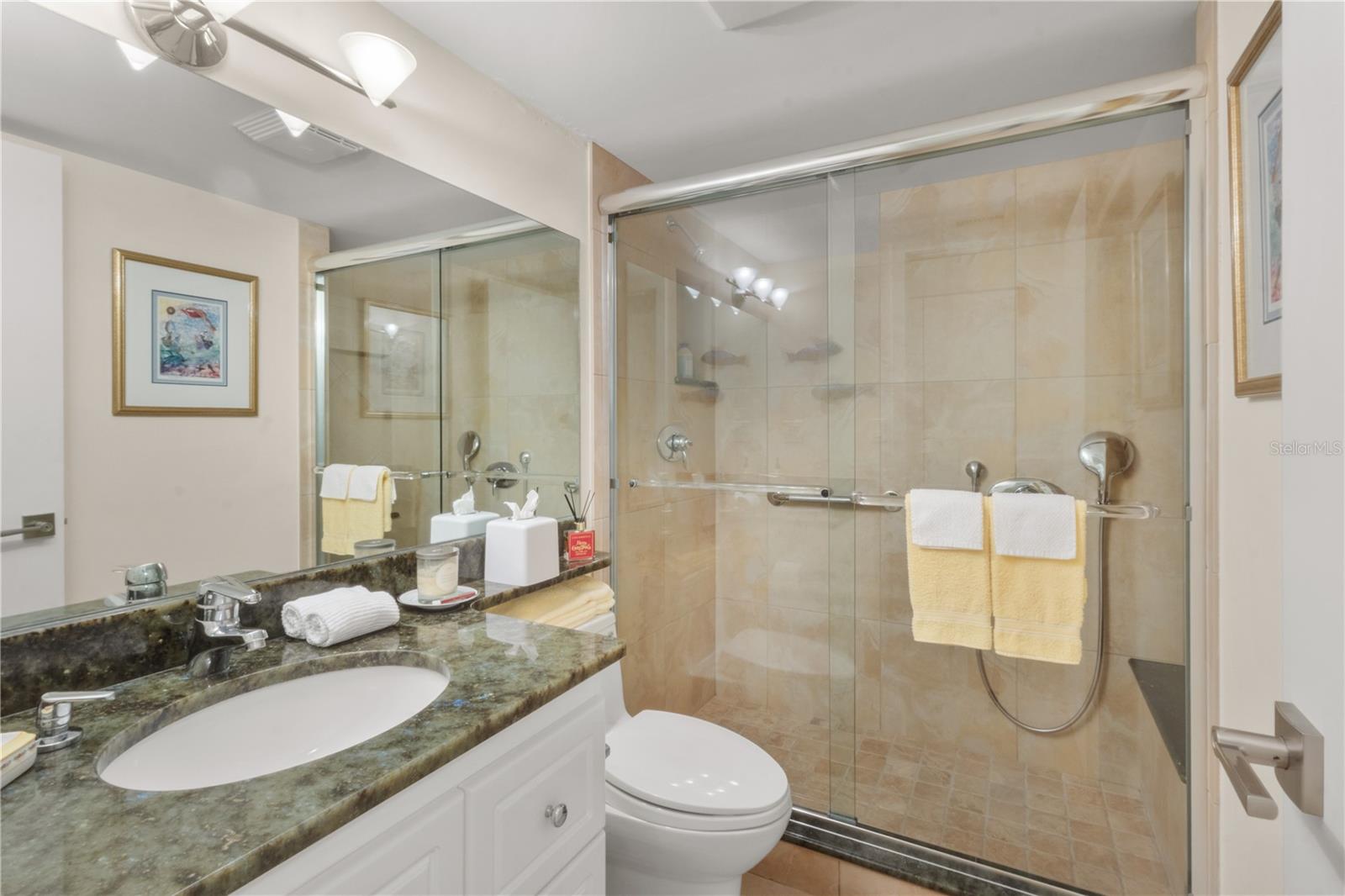 Image 31 of 48 For 1633 Boathouse Circle 131