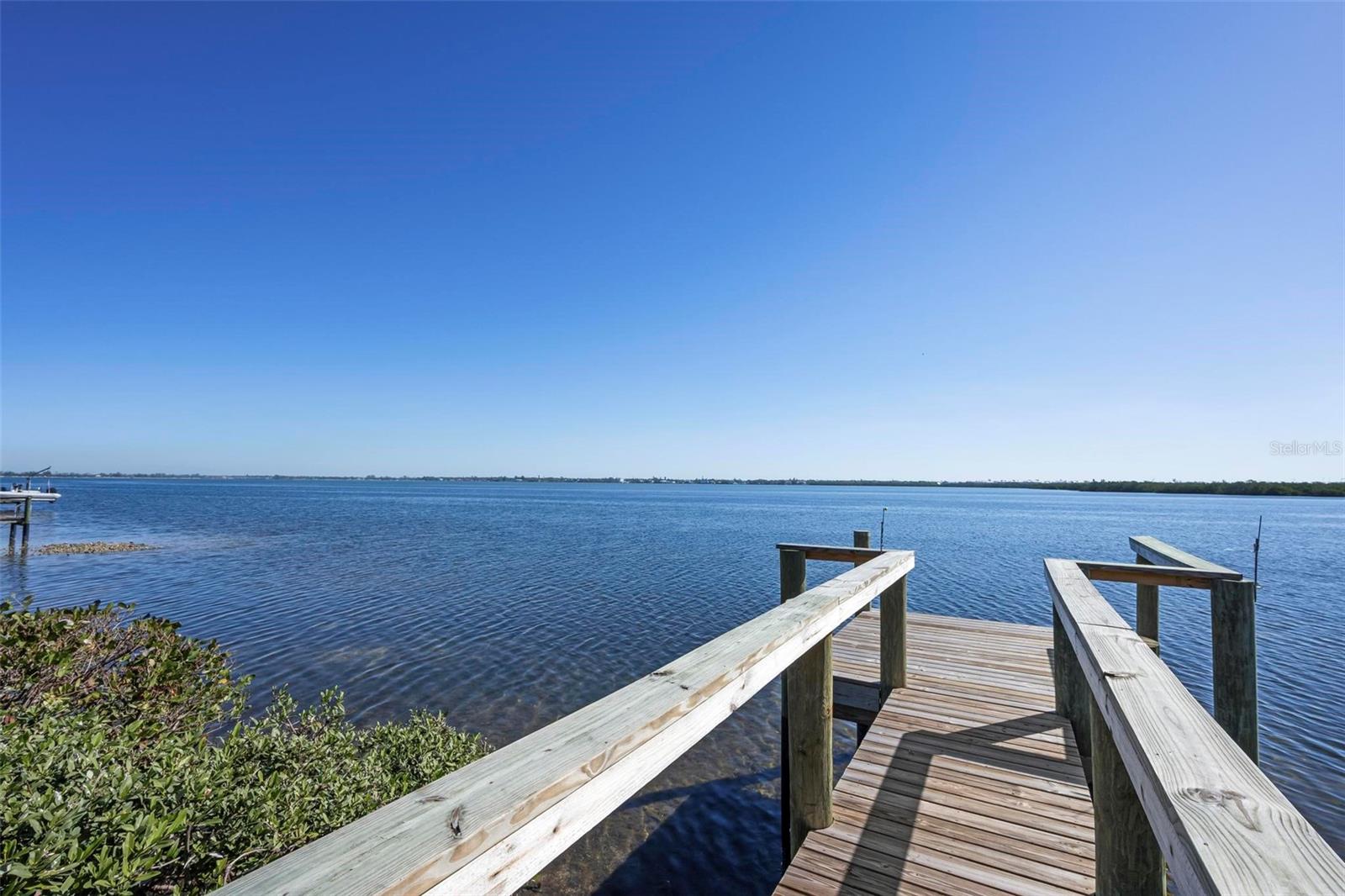 Image 10 of 48 For 3875 Catalina Drive