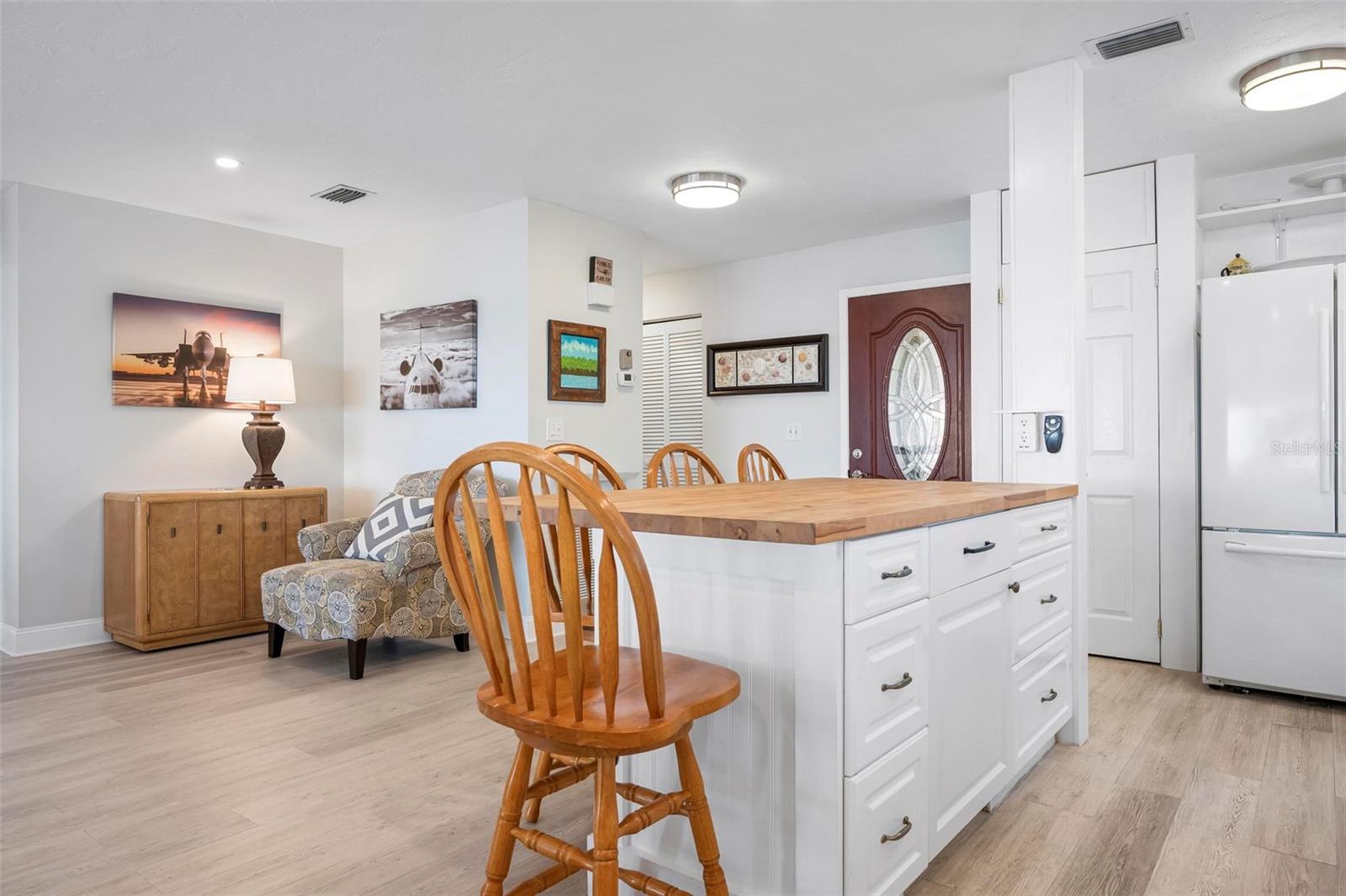 Image 20 of 48 For 3875 Catalina Drive