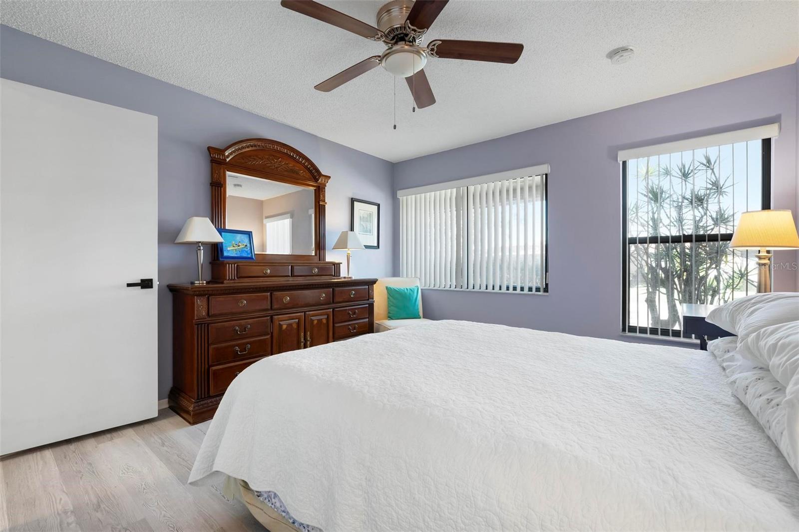 Image 33 of 48 For 3875 Catalina Drive