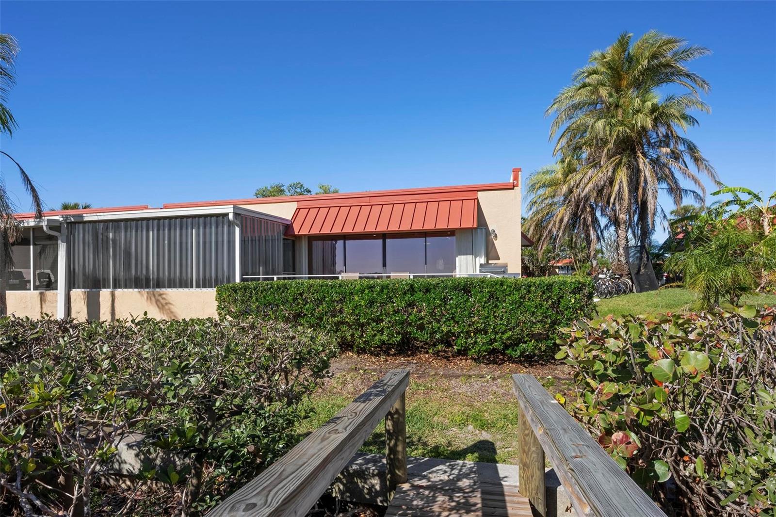 Image 6 of 48 For 3875 Catalina Drive