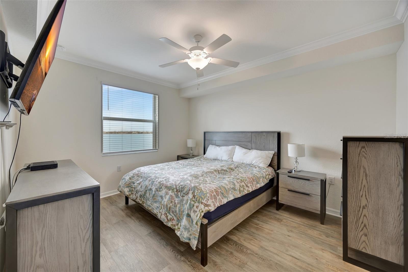 Image 13 of 42 For 910 Tidewater Shores Loop 304