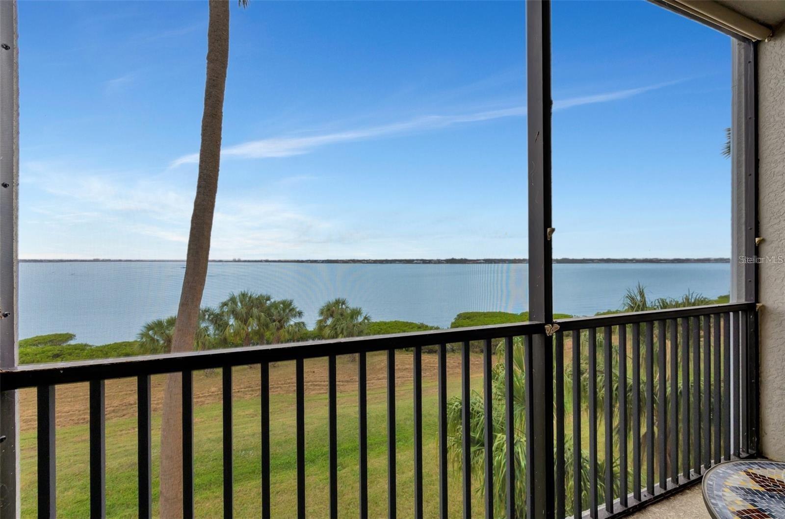 Image 24 of 42 For 910 Tidewater Shores Loop 304