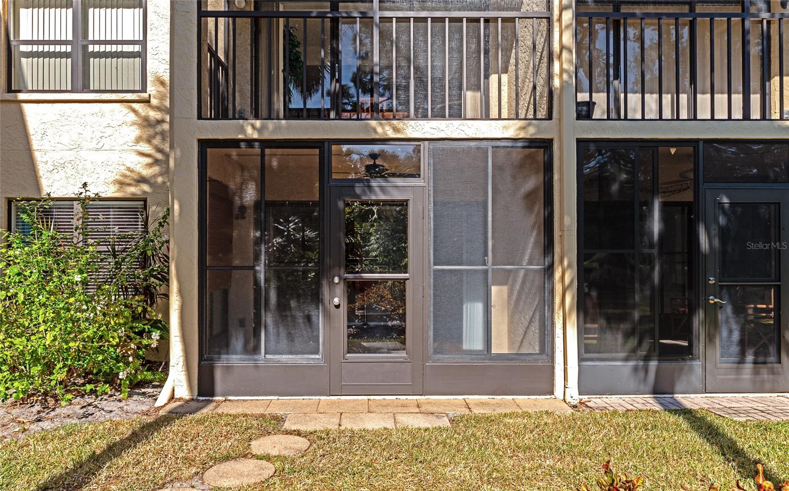 Image 15 of 19 For 425 30th Avenue W C107