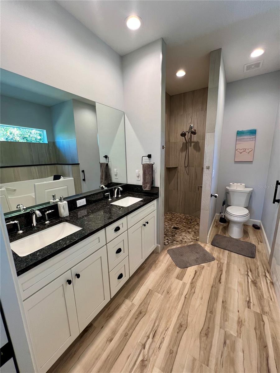 Image 15 of 54 For 7332 Brandywine Drive