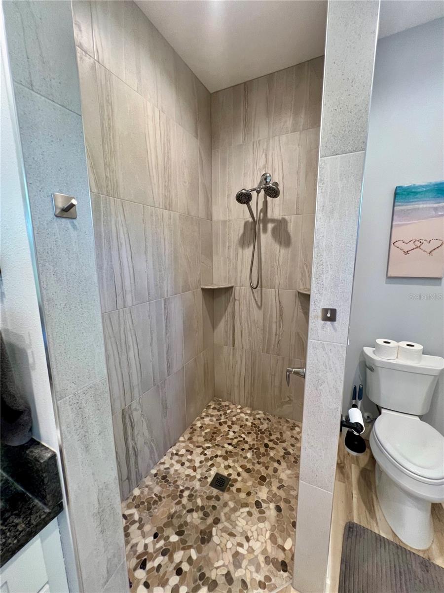 Image 35 of 54 For 7332 Brandywine Drive