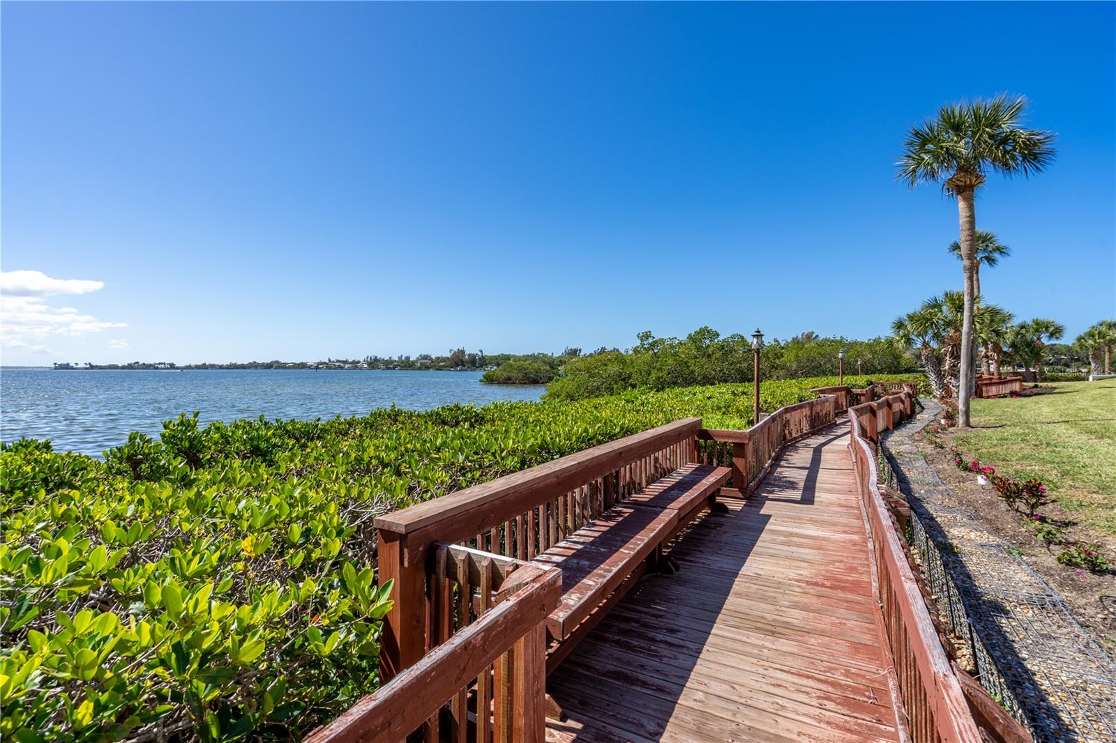 Image 31 of 37 For 1602 Stickney Point Road #305