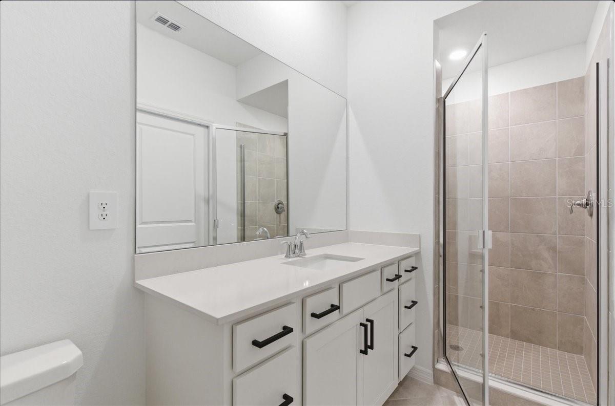 Image 11 of 19 For 19140 Scallop Loop 308