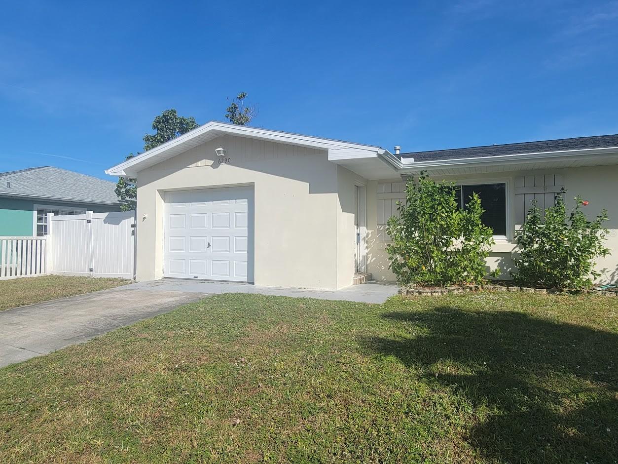 Image 2 of 40 For 6290 Coniston Terrace