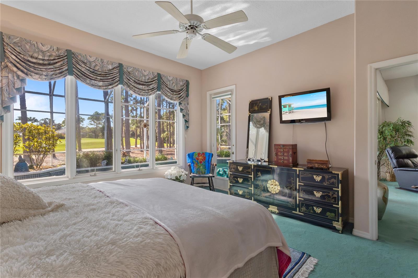 Image 28 of 67 For 8706 53rd Terrace E