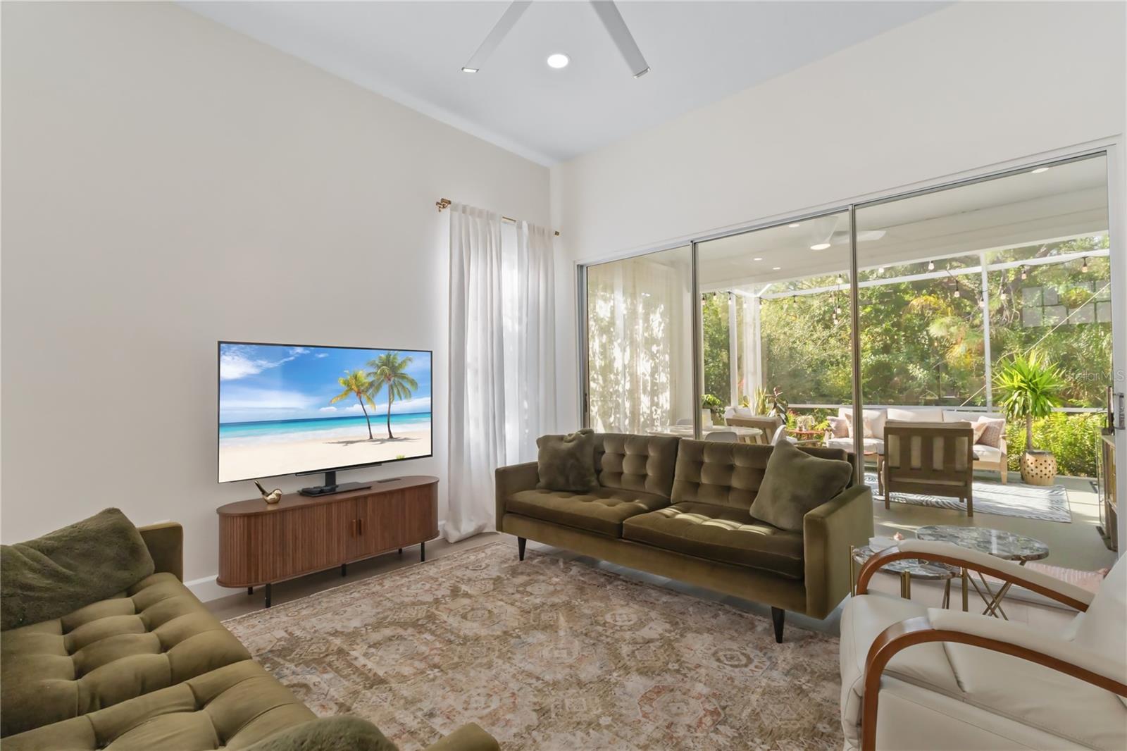 Image 23 of 84 For 7608 Whitebridge Glen