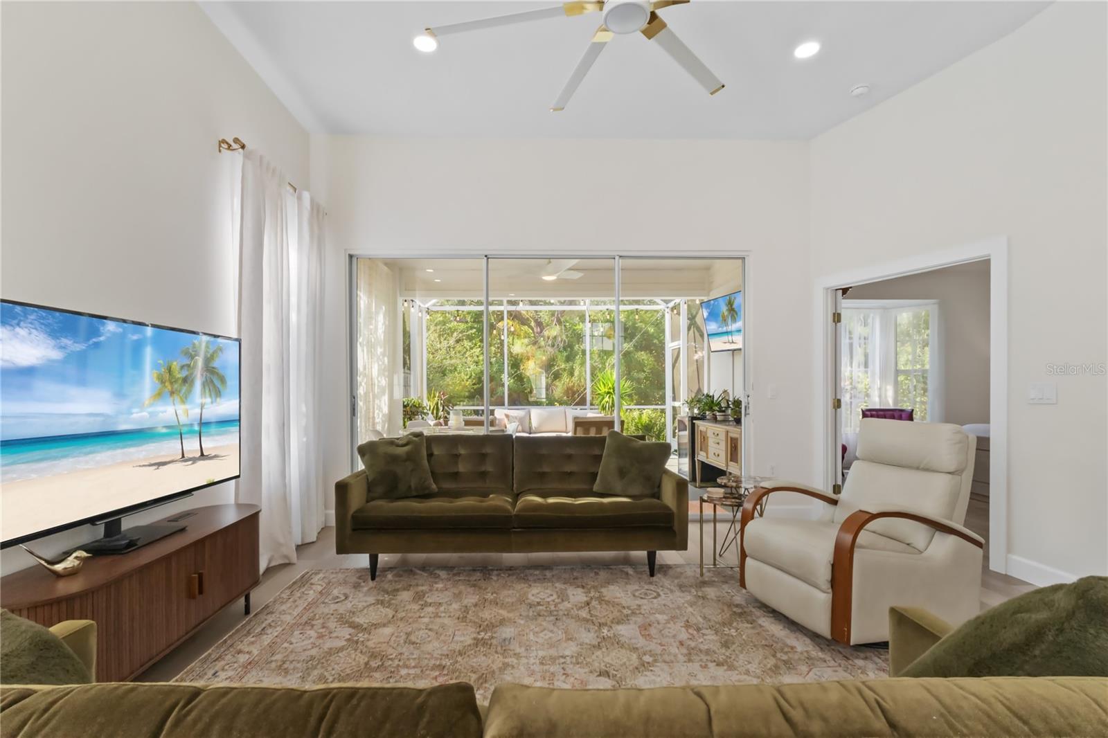 Image 27 of 84 For 7608 Whitebridge Glen