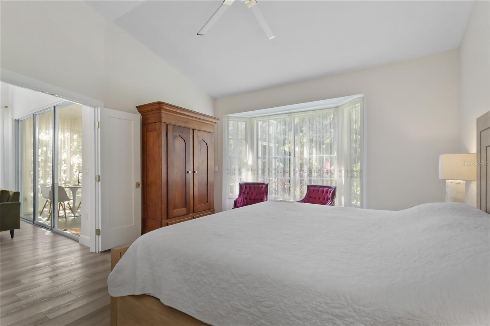 Image 36 of 84 For 7608 Whitebridge Glen