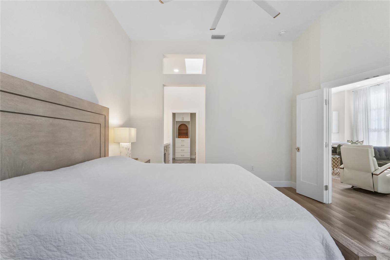 Image 39 of 84 For 7608 Whitebridge Glen