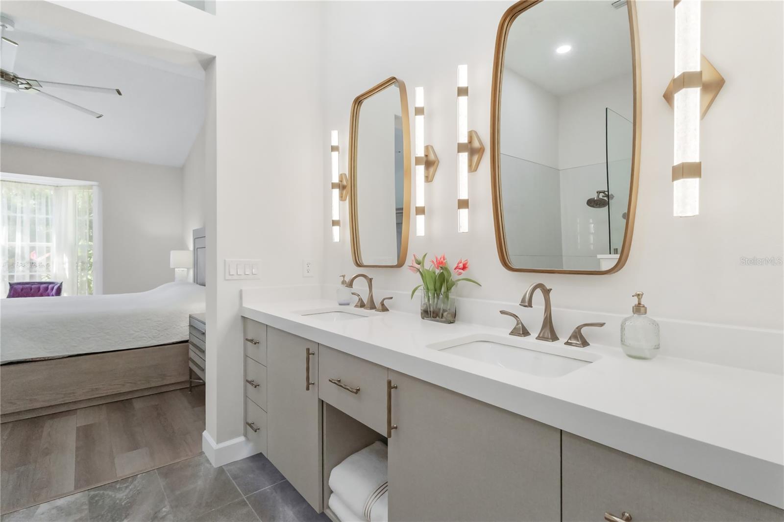 Image 40 of 84 For 7608 Whitebridge Glen