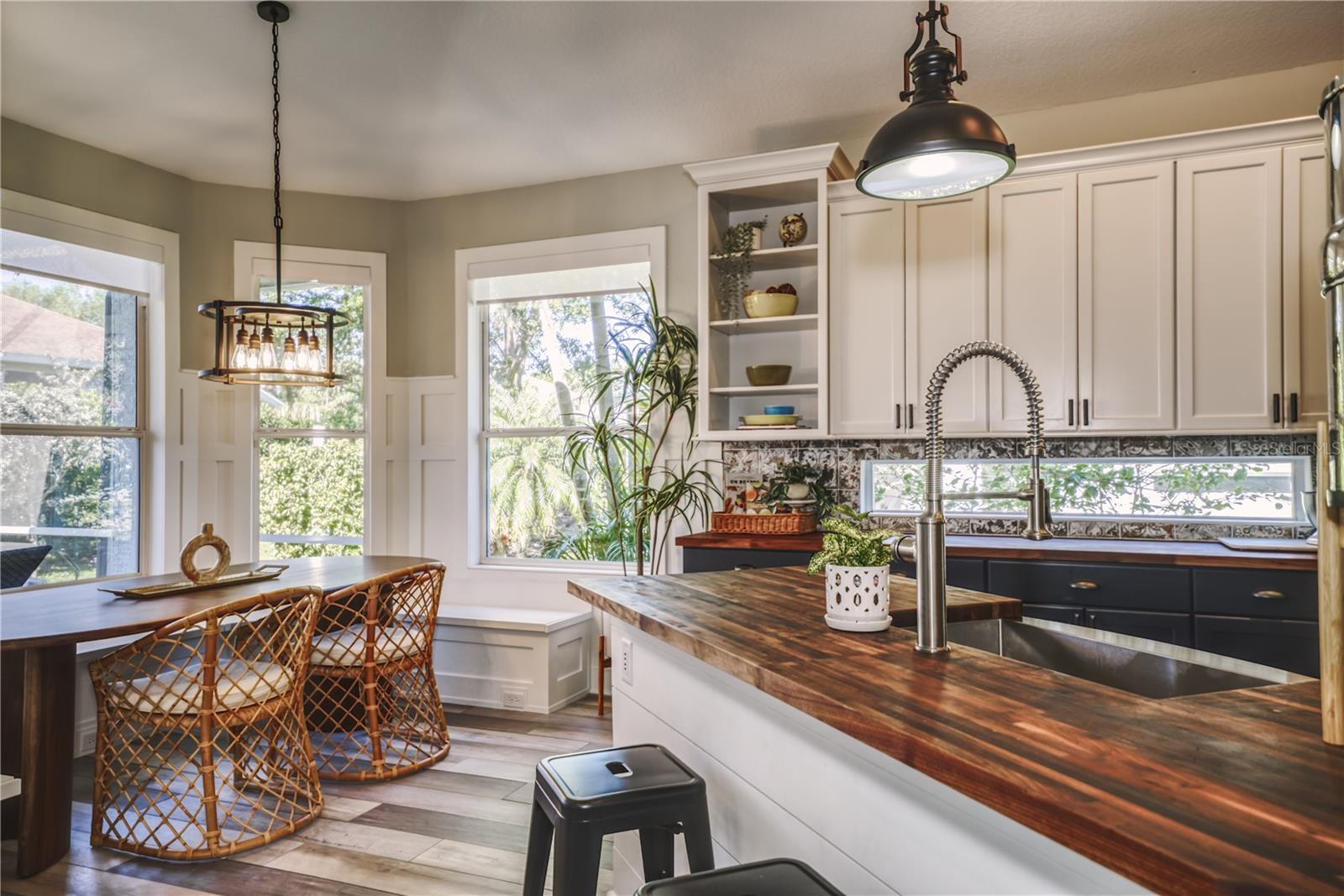 Image 15 of 41 For 5546 Whitehead Street