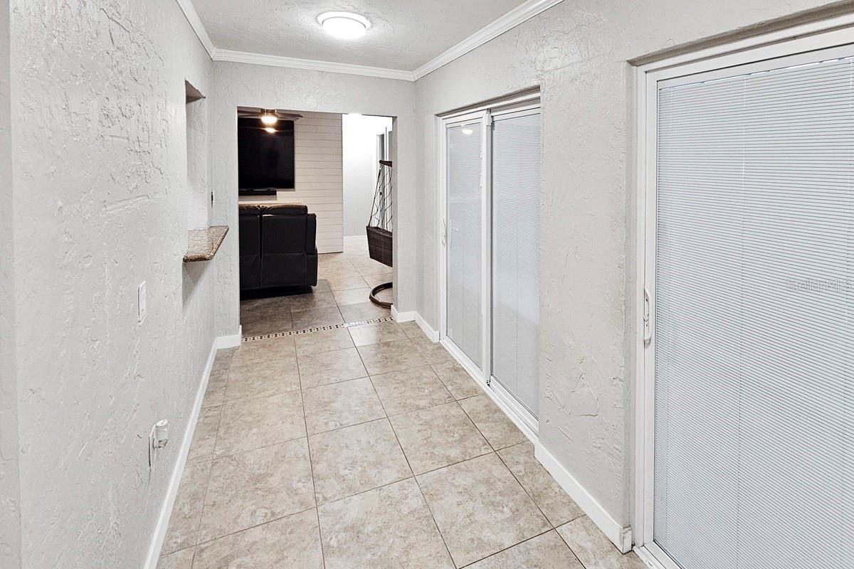 Image 12 of 35 For 2490 Huffton Circle