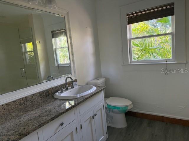 Image 17 of 21 For 617 Siesta Drive